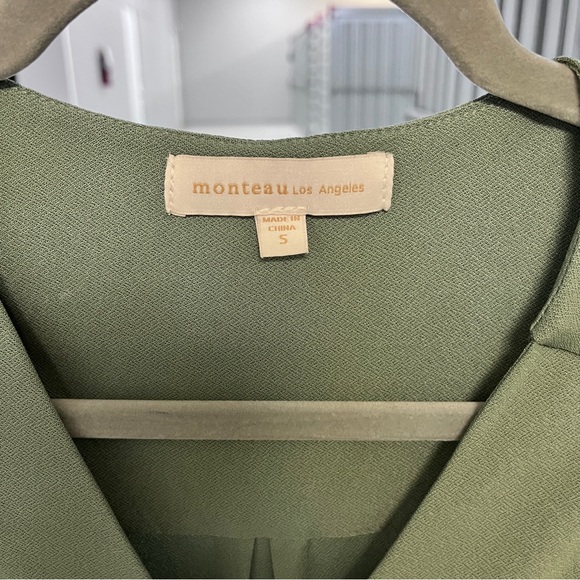 Elegant Green Button-Down Dress - Picture 3 of 3